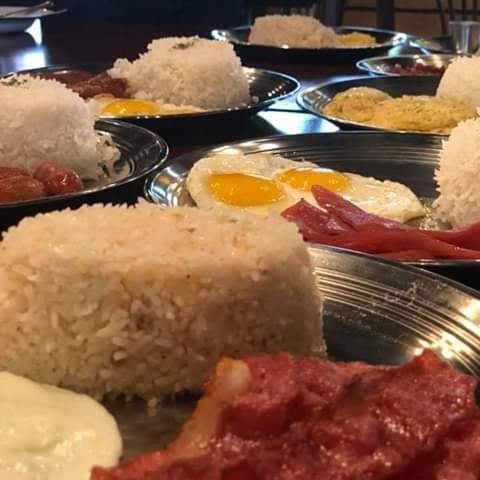 The Reef Hotel&Residences Olongapo Buitenkant foto